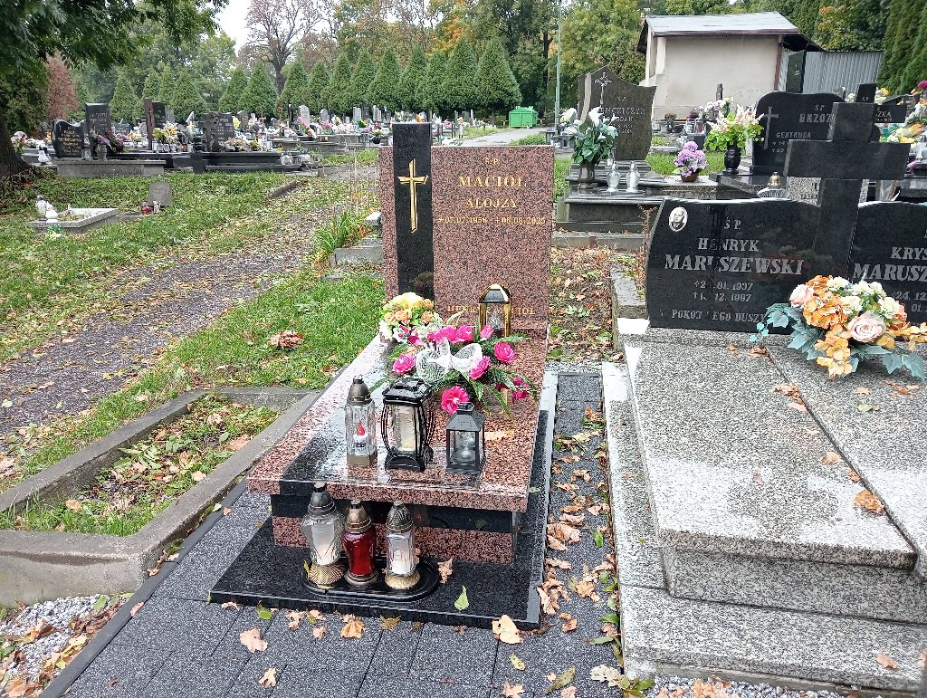 Grób Alojzy Macioł