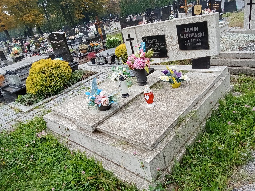 Grób Erwin Włochiński