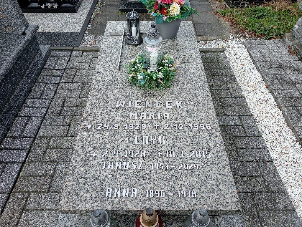 Grób Eryk Wiencek