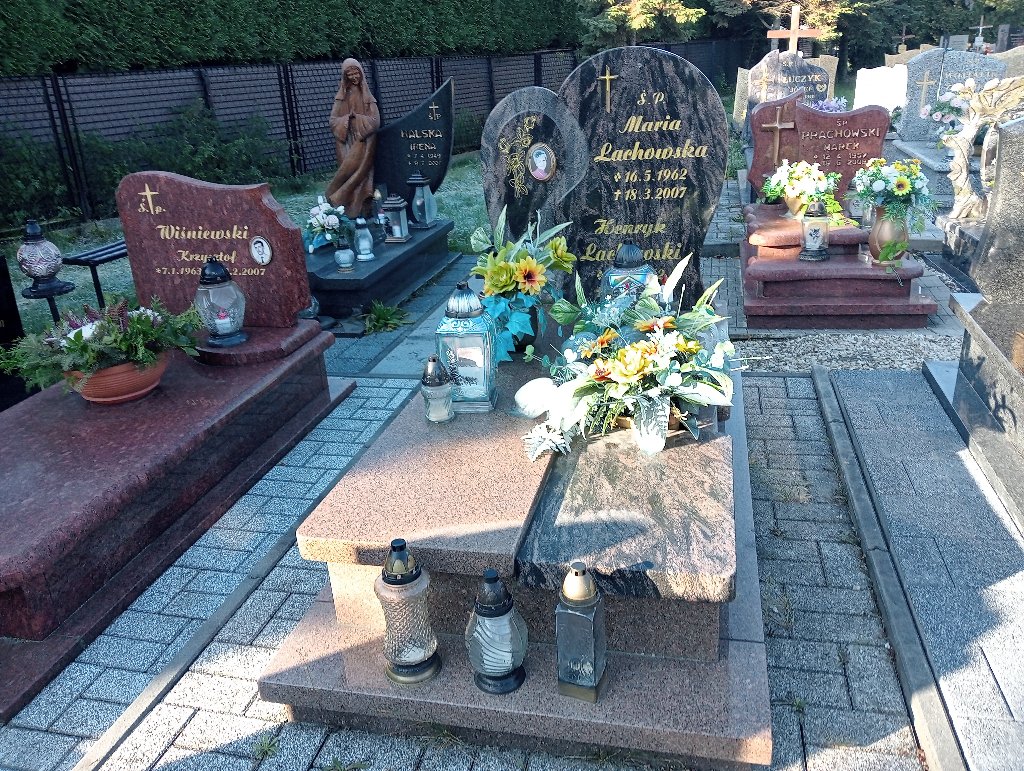 Grób Henryk Lachowski